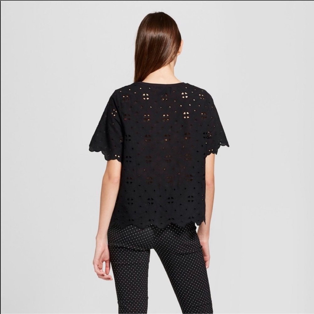 Who What Wear Black Eyelet short sleeve blouse - Picture 2 of 8